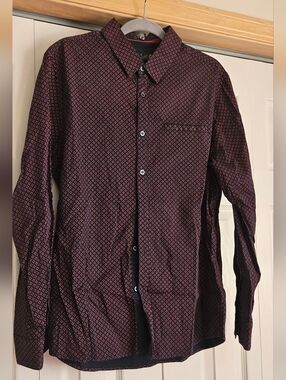 Men's Burgundy Patterned Long-Sleeve Button-Up Shirt